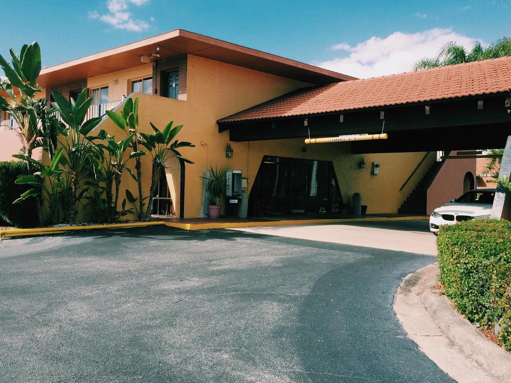 Motel The Keys 2*
