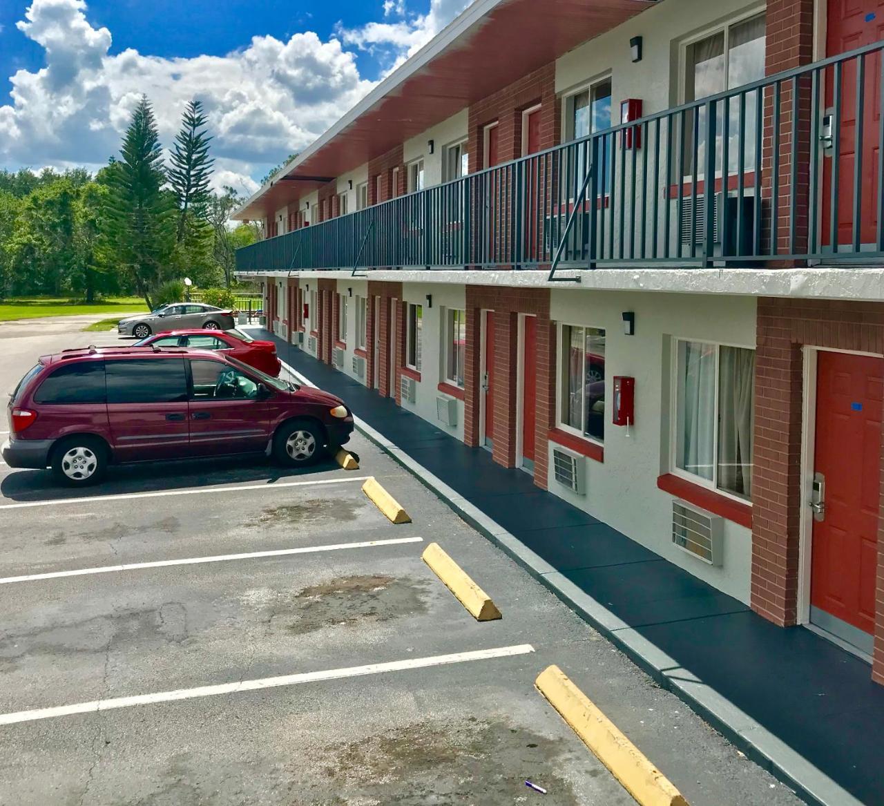 The Keys Motel 2*